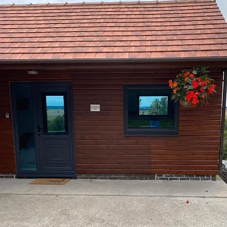 Danielle'S Den Apartment Doncaster Exterior photo